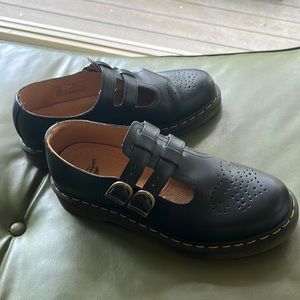 Mary Jane Dr. Marten’s EUC size 8 Ik 42 eu 10 usl black